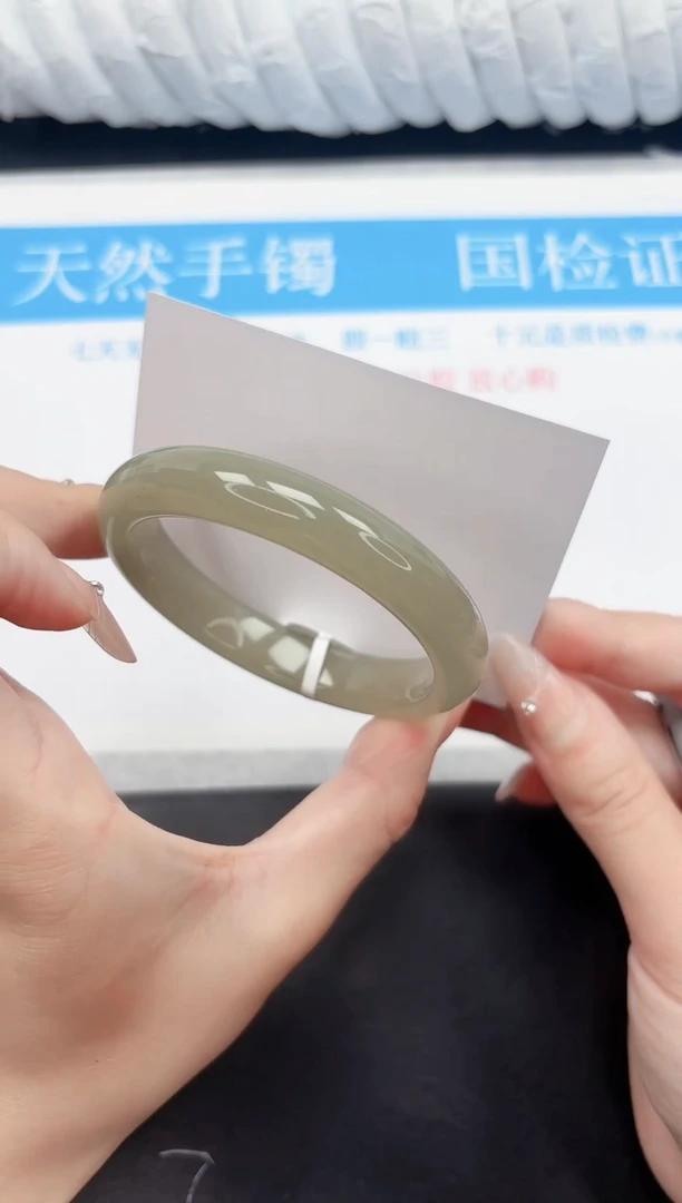手镯石英质玉未镶嵌29-58.5D5