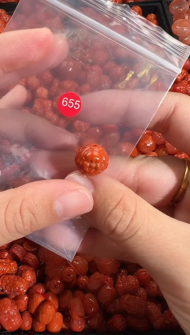 颈饰未镶嵌南红玛瑙11