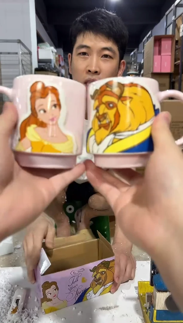 瓷片原盒美女与野兽叠叠对杯