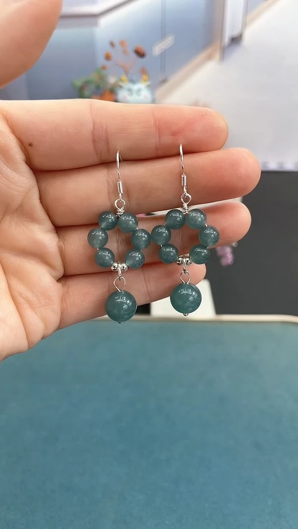 银S925镶嵌翡翠耳饰蓝水吊珠