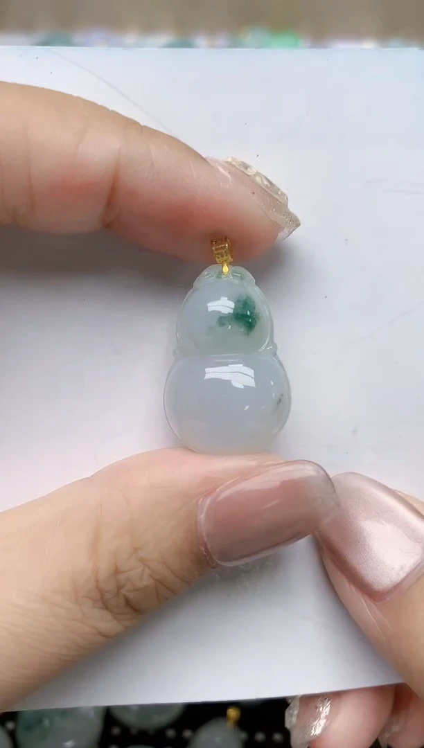 翡翠18K金镶嵌颈饰天然缅甸A货翡翠