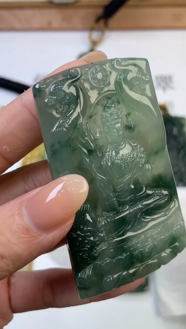 翡翠挂件未镶嵌299400