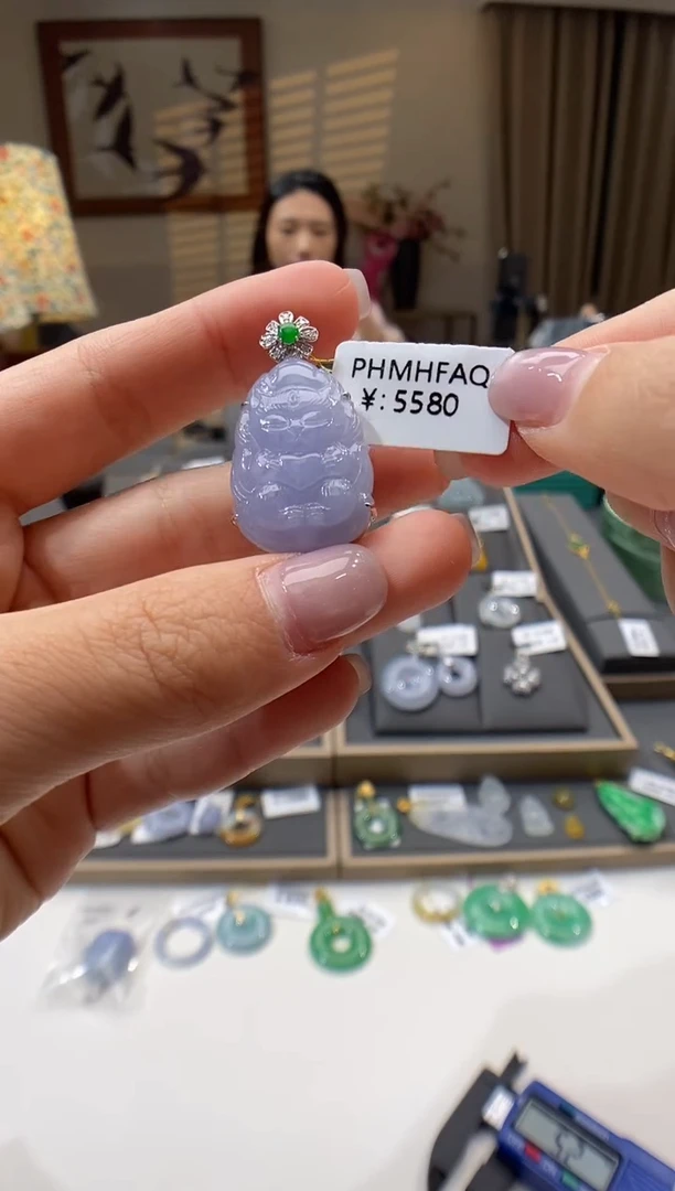 【闪购商品】翡翠颈饰18K金镶嵌九尾狐