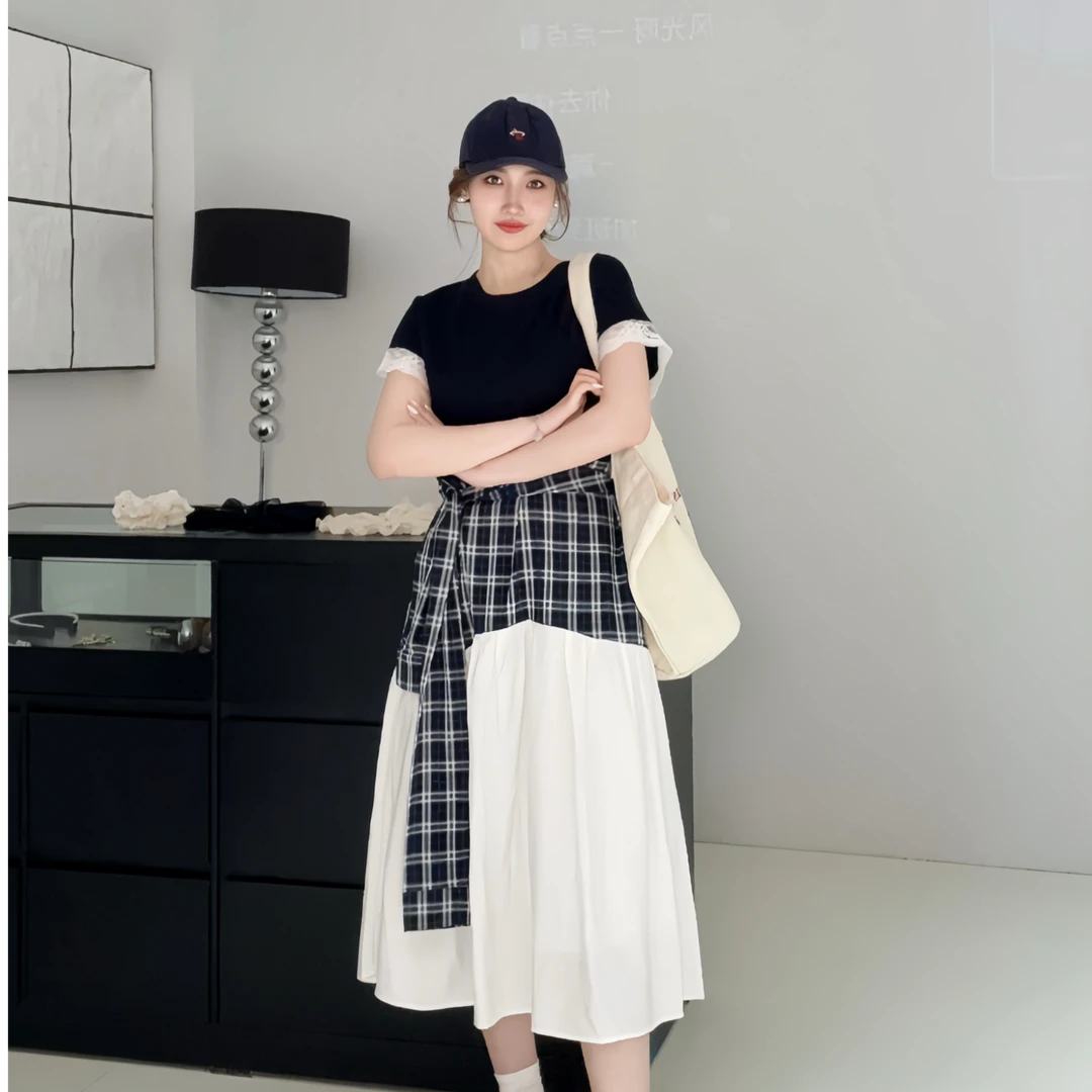 周老板/2025小众设计师款拼接格子绑带腰封叠穿蕾丝小飞袖连衣裙