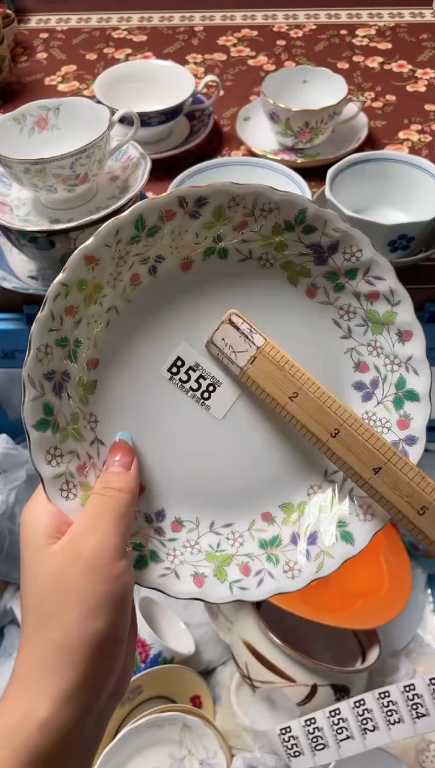 瓷片小**?瓷器瓷器B558