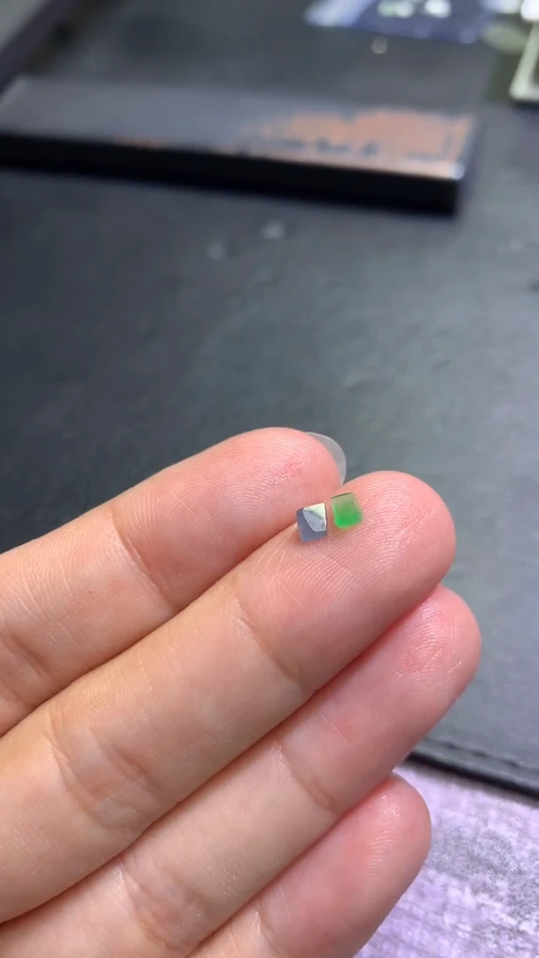 未镶嵌定制翡翠毛货1