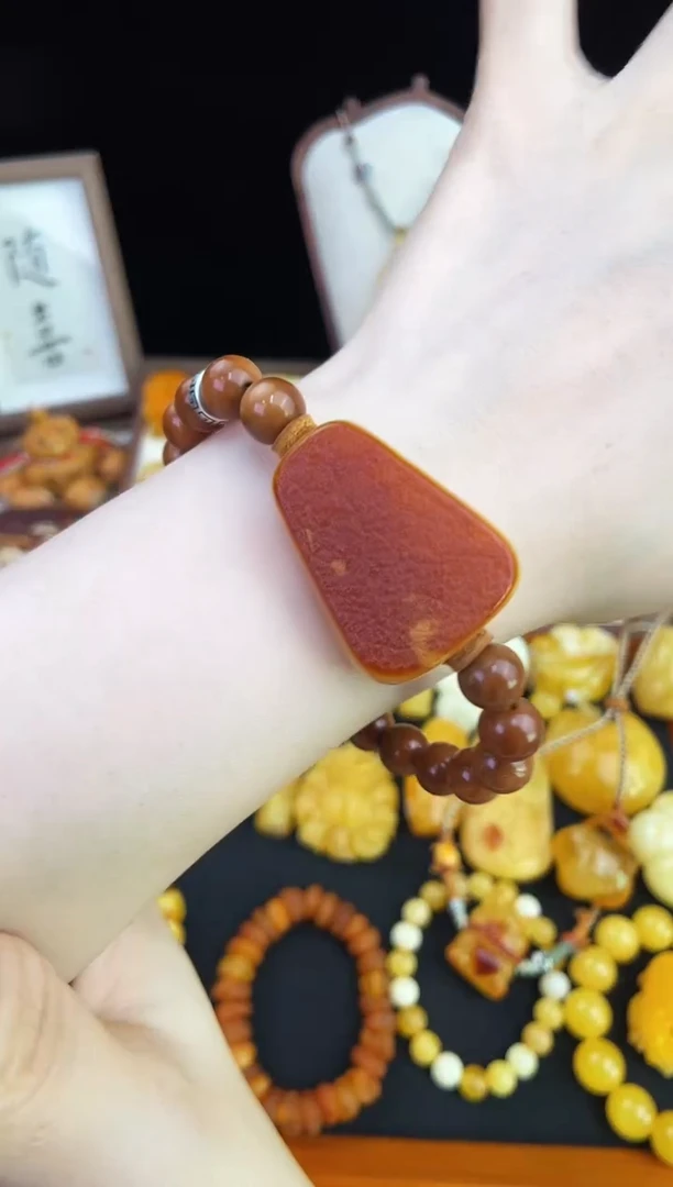 琥珀未镶嵌珠宝奇石柒月