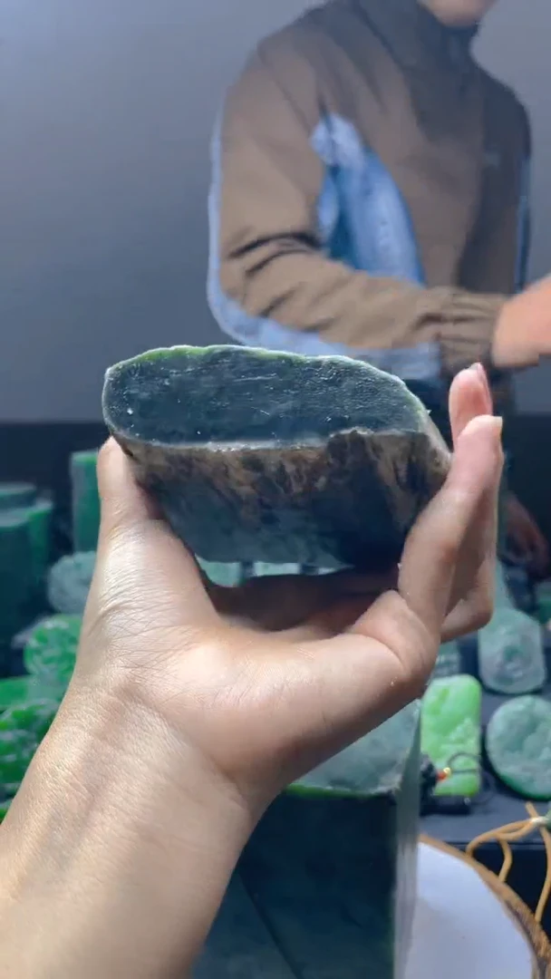 未镶嵌和田玉珠宝半成品1