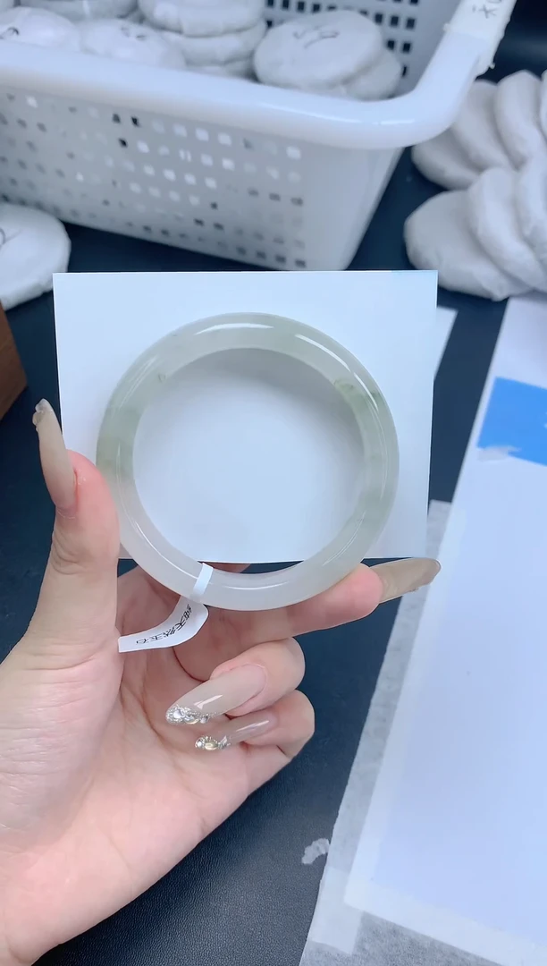 石英质玉手镯足铂镶嵌K173-56