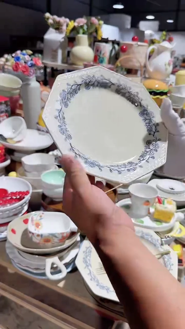 陶瓷蓝玫瑰八角浅盘微瑕 凑满20元包邮