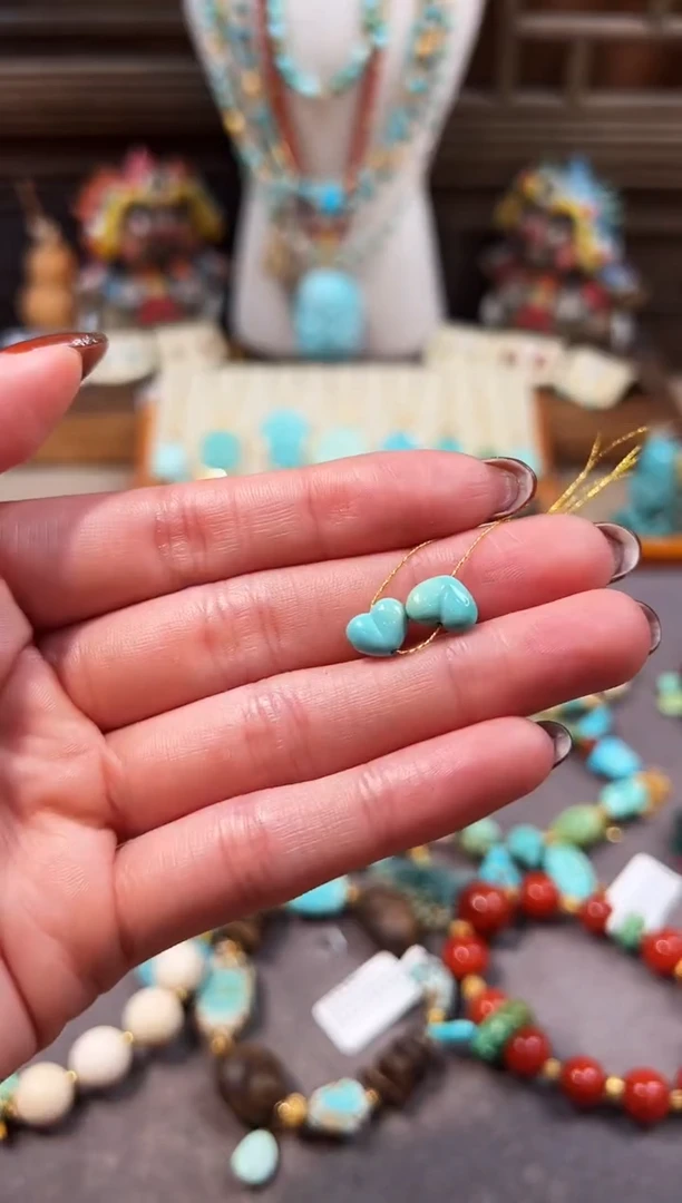 未镶嵌绿松石配饰爱心屁桃