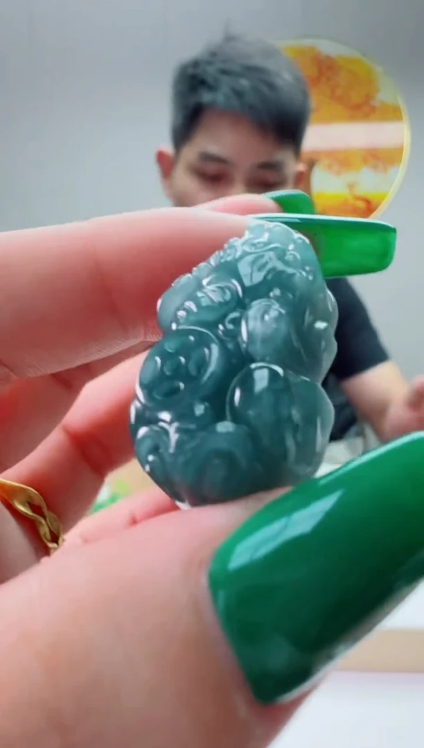 翡翠未镶嵌颈饰多样性随机发其一