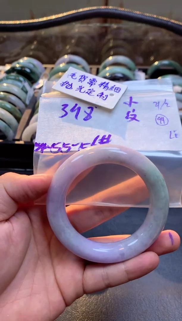 【闪购商品】定制翡翠未镶嵌手镯毛货需精细抛光+多人+398元