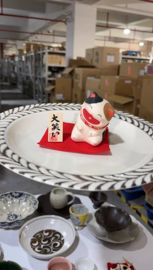 瓷片福利 笑颜捧腹喵摆件(三花猫)