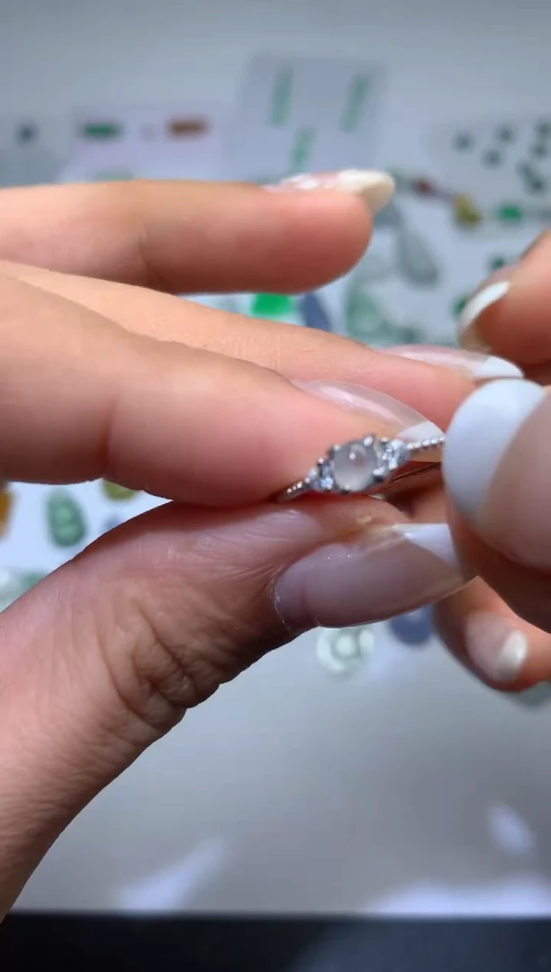 颈饰银S925镶嵌翡翠净货