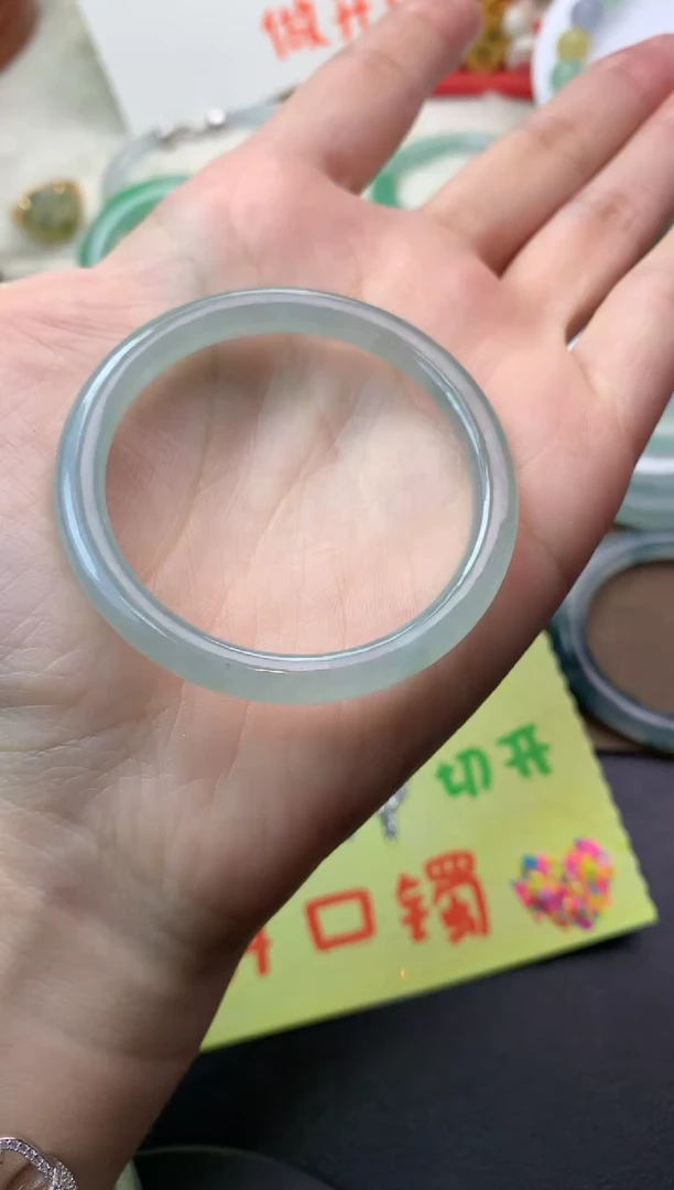 未镶嵌定制翡翠毛货