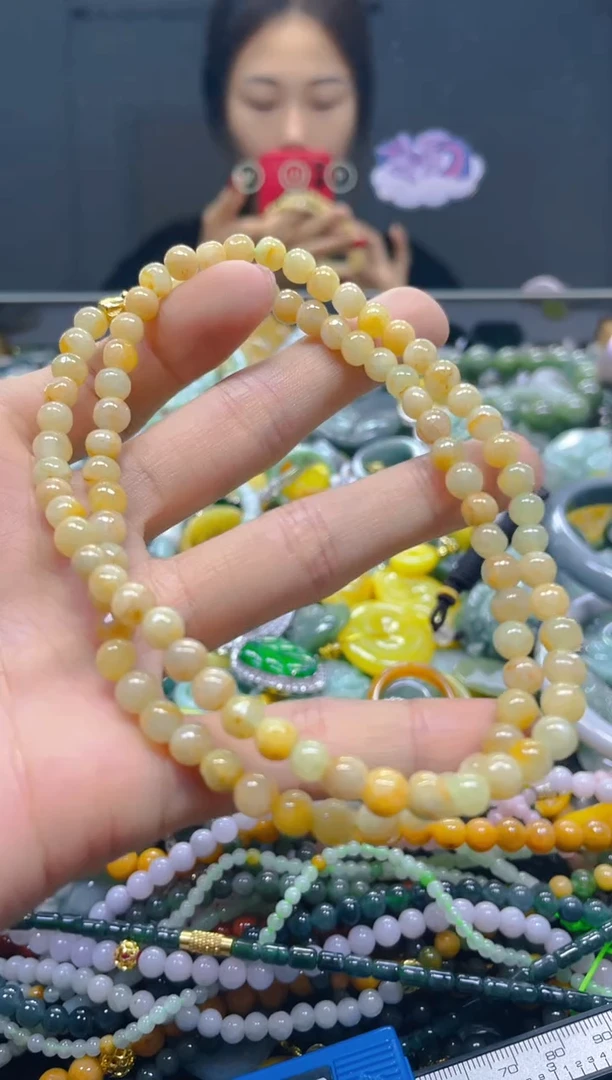 颈饰未镶嵌翡翠5MM/U/翡翠A货，一件也是批发价