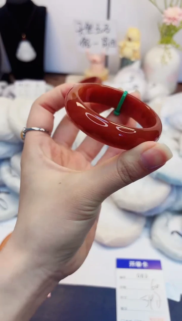 【闪购商品】石英质玉手镯未镶嵌83-玛瑙-圈口54