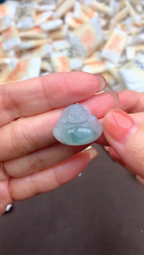 翡翠挂件未镶嵌一