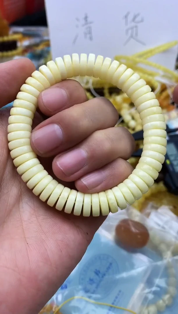 裸石蜜蜡未镶嵌手串卡11