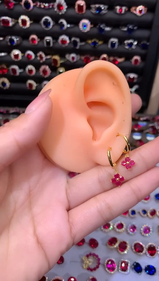 【闪购商品】红宝石耳饰银S925镶嵌1