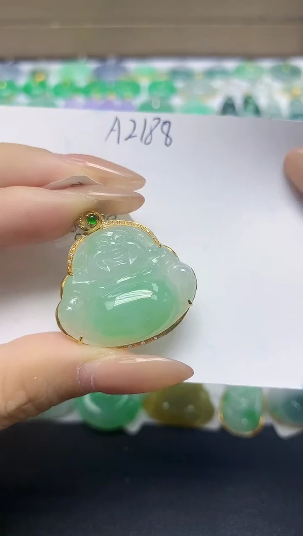 颈饰18K金镶嵌翡翠天然缅甸翡翠A货翡翠百元以上9元证书费自理