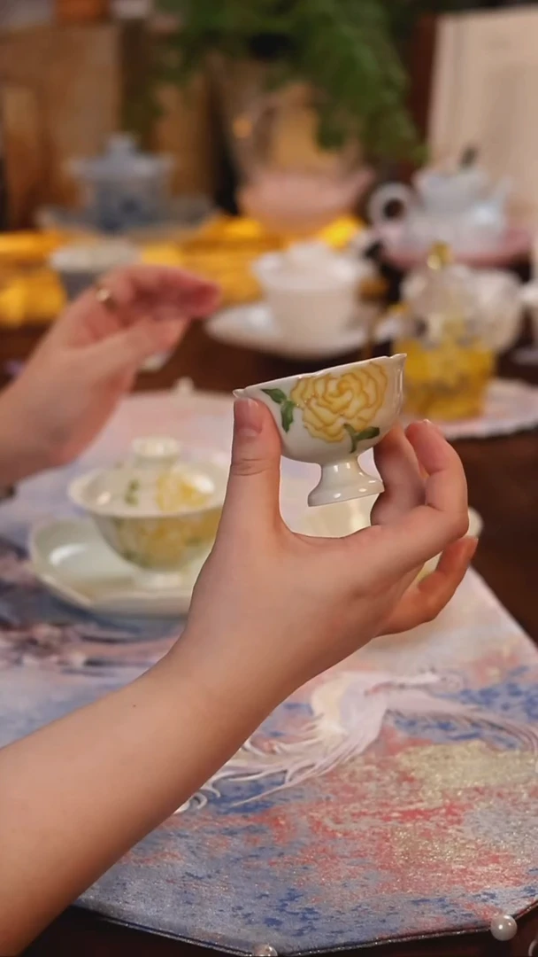 小茶杯 哈哈哈哈哈