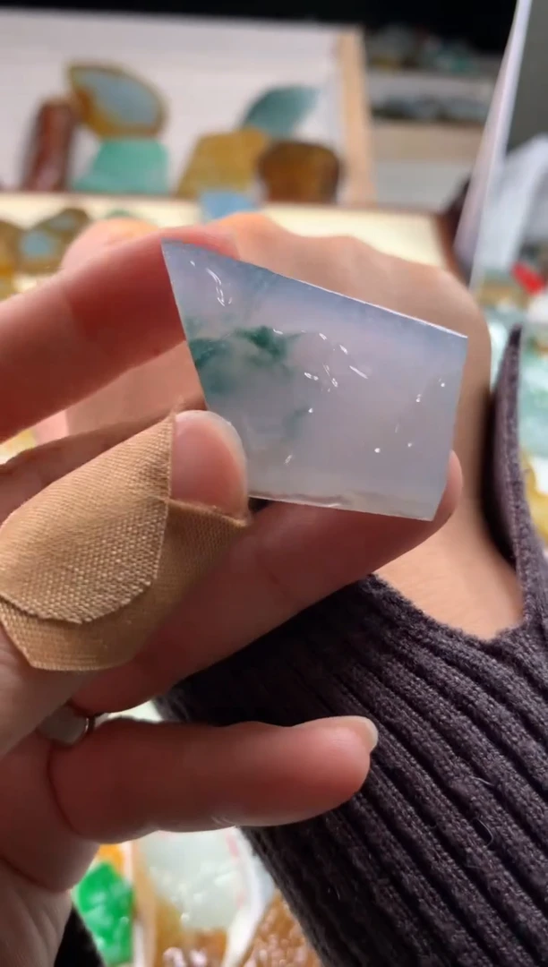 【闪购商品】翡翠颈饰未镶嵌吊坠