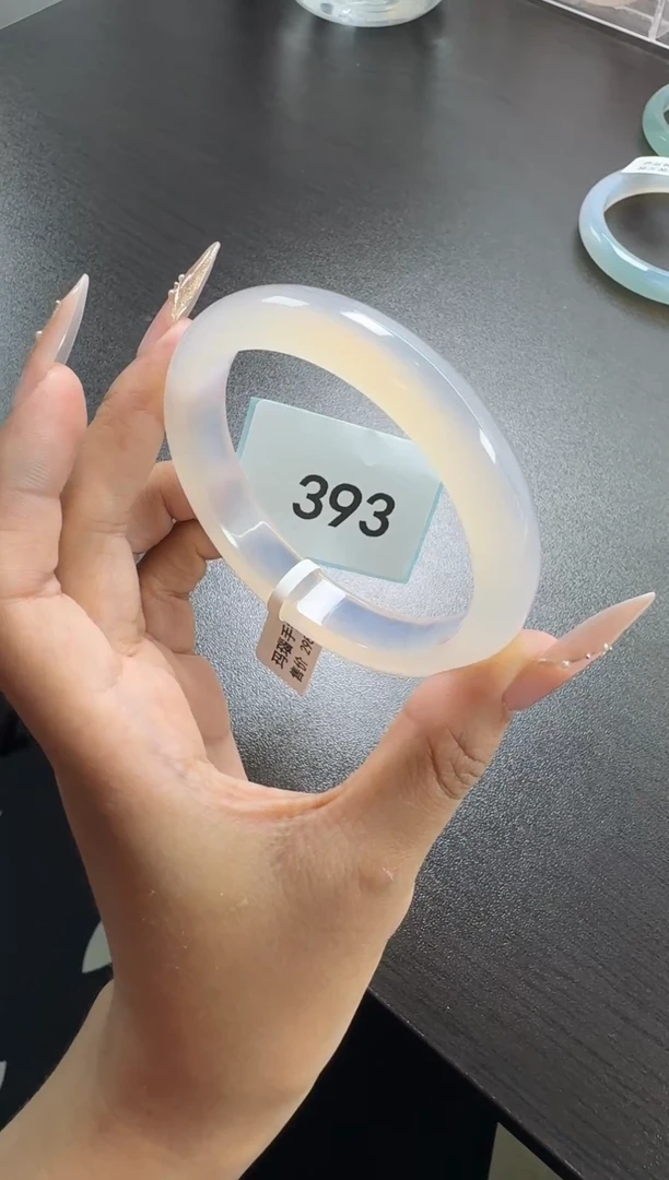 玛瑙/玉髓手镯未镶嵌天然玛瑙手镯393
