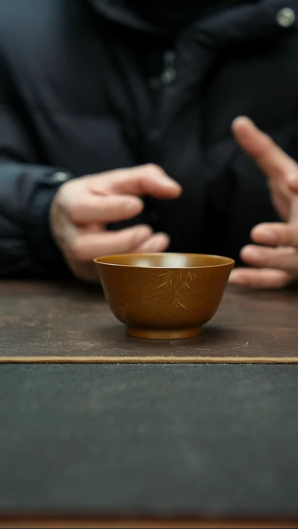 杯紫金釉金银手绘竹石杯