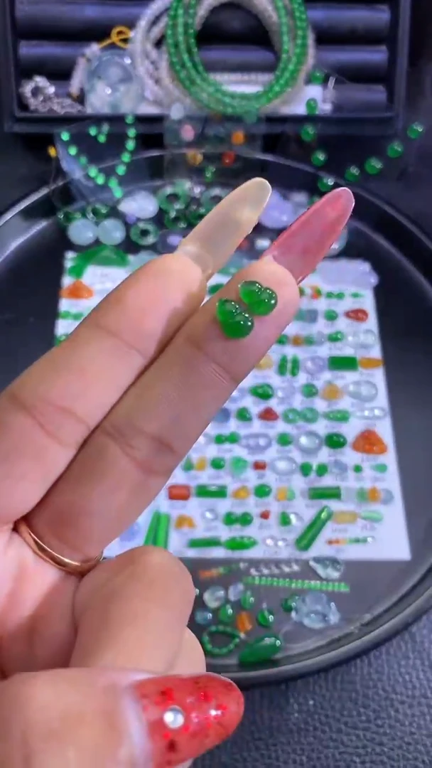 未镶嵌挂件翡翠葫芦