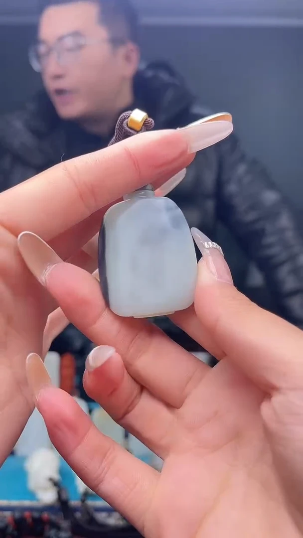 未镶嵌和田玉挂件1