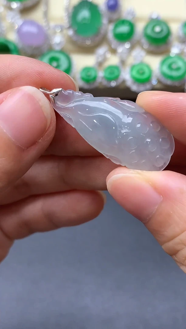 颈饰18K金镶嵌翡翠178-中国好珍宝