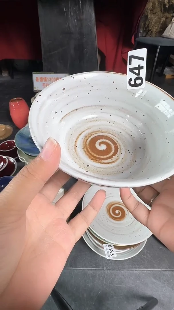 陶瓷647白麻点福利马蹄碗