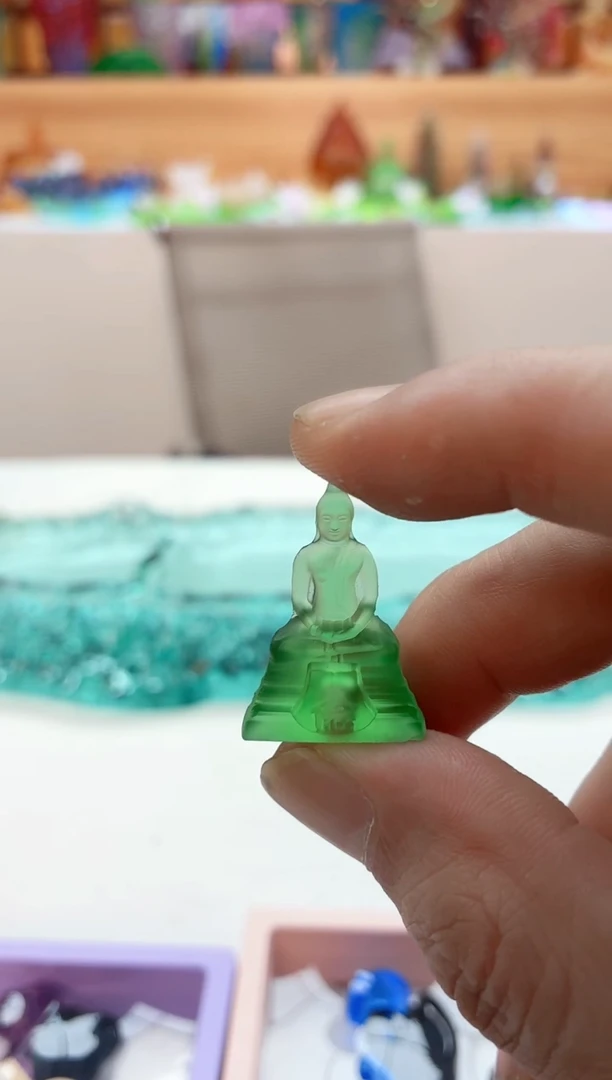 手工艺品琉璃绿色迷你药师佛3公分