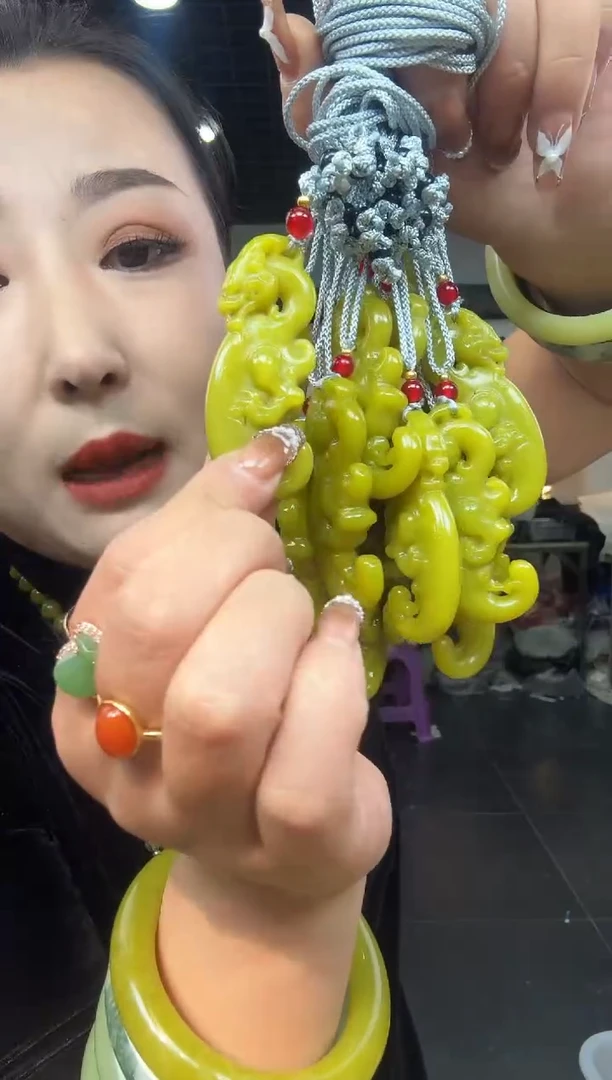 【闪购商品】岫玉颈饰未镶嵌府上有龙【灰色绳子】