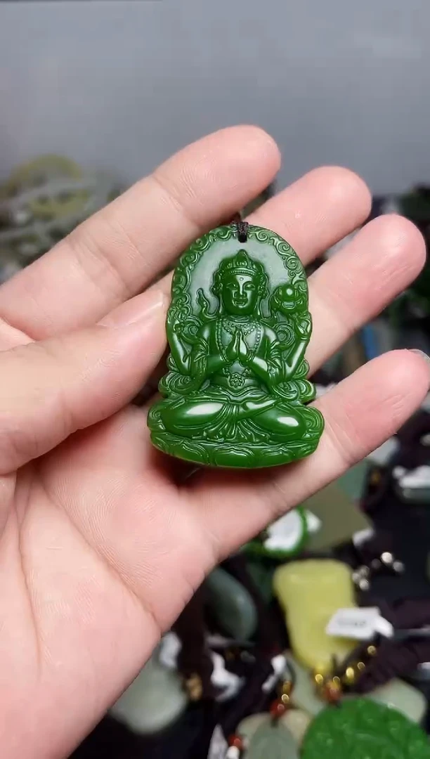颈饰未镶嵌和田玉1
