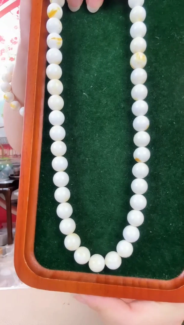 推荐款白色1.0圆珠项链