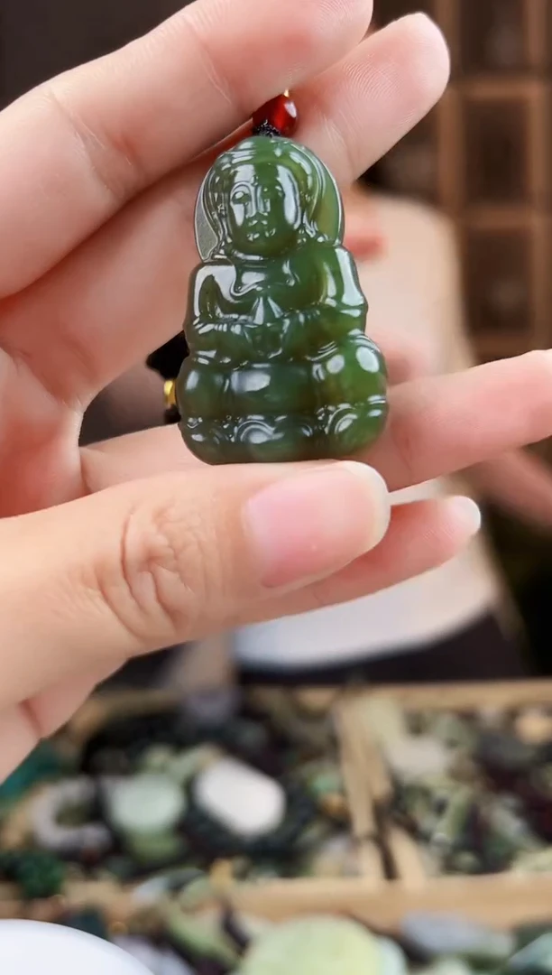 颈饰未镶嵌和田玉拍一发一，多样性发货