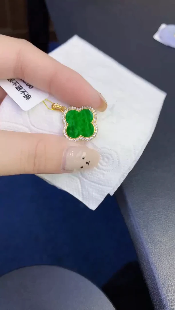 颈饰未镶嵌翡翠缅甸天然翡翠A货