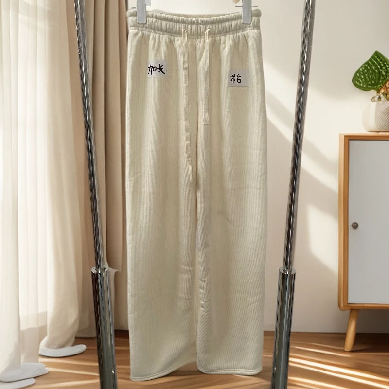 Y003  时尚休闲加绒直筒裤（微脏介意者勿拍）