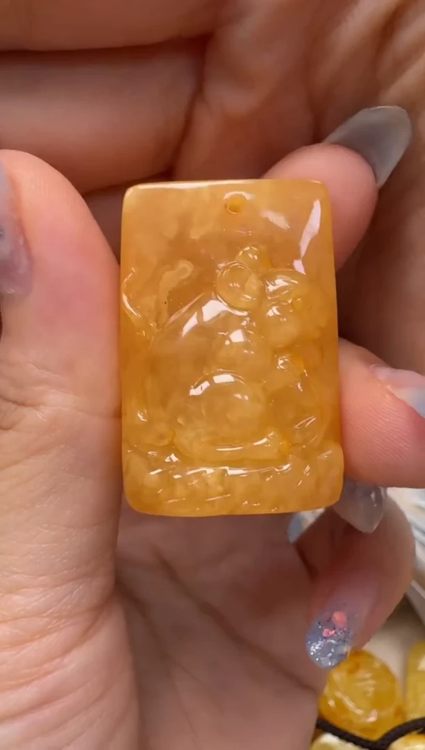 裸石琥珀未镶嵌如图