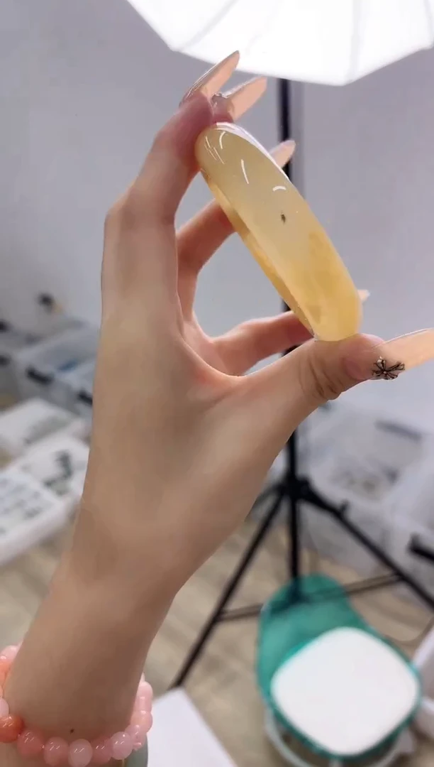 未镶嵌手镯石英质玉388-55HU