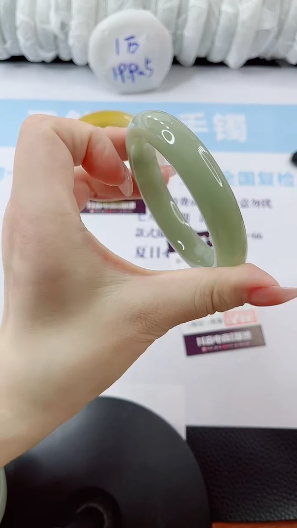 石英质玉手镯未镶嵌多样性发货V31