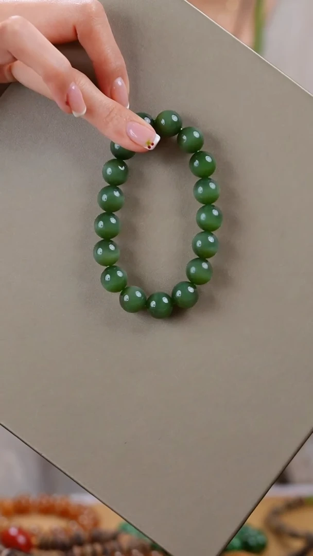 未镶嵌手链和田玉手链