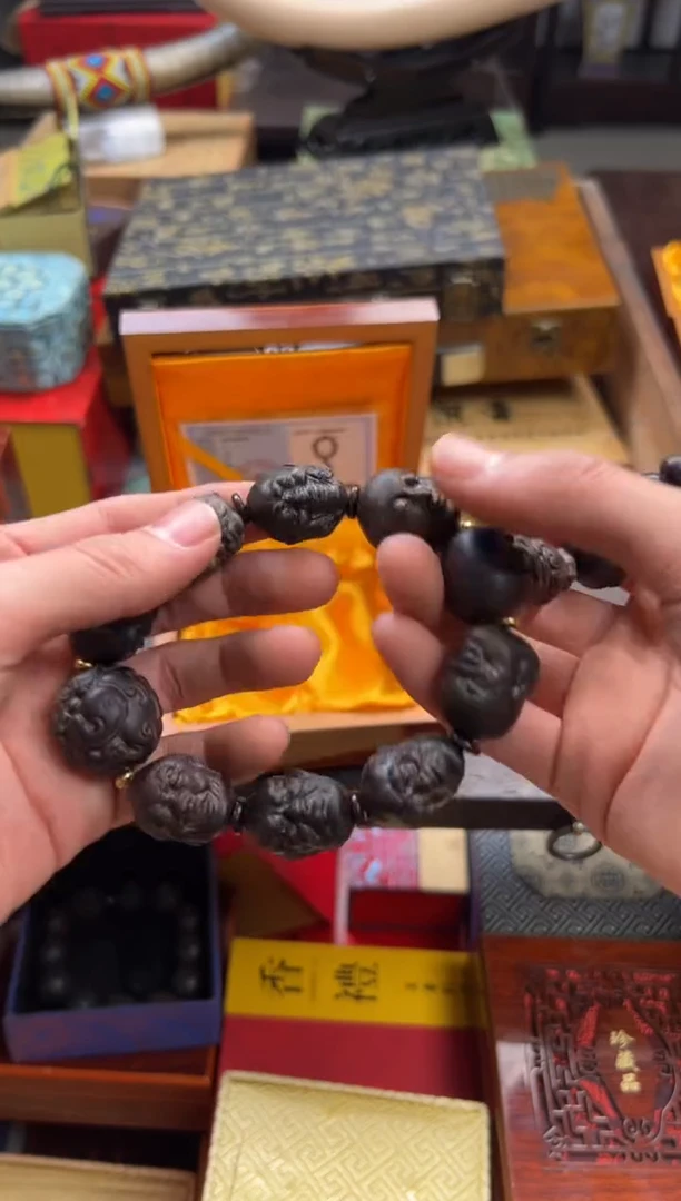 【闪购商品】木———————————18罗汉手串