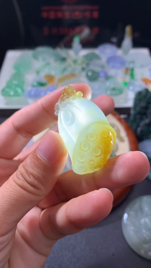 未镶嵌定制翡翠