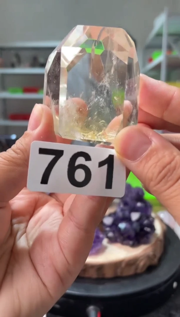 未镶嵌水晶大型摆件（非配饰）白水晶随形761