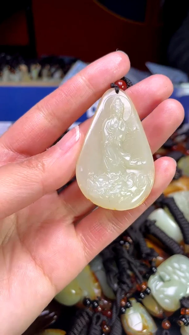 【闪购商品】和田玉颈饰未镶嵌1