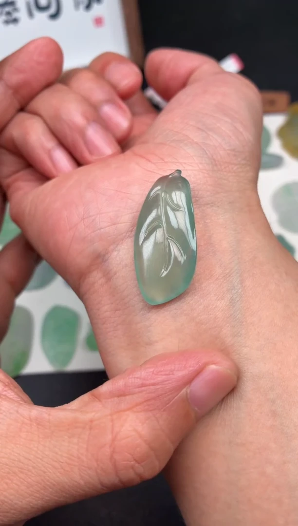 未镶嵌定制翡翠翡翠